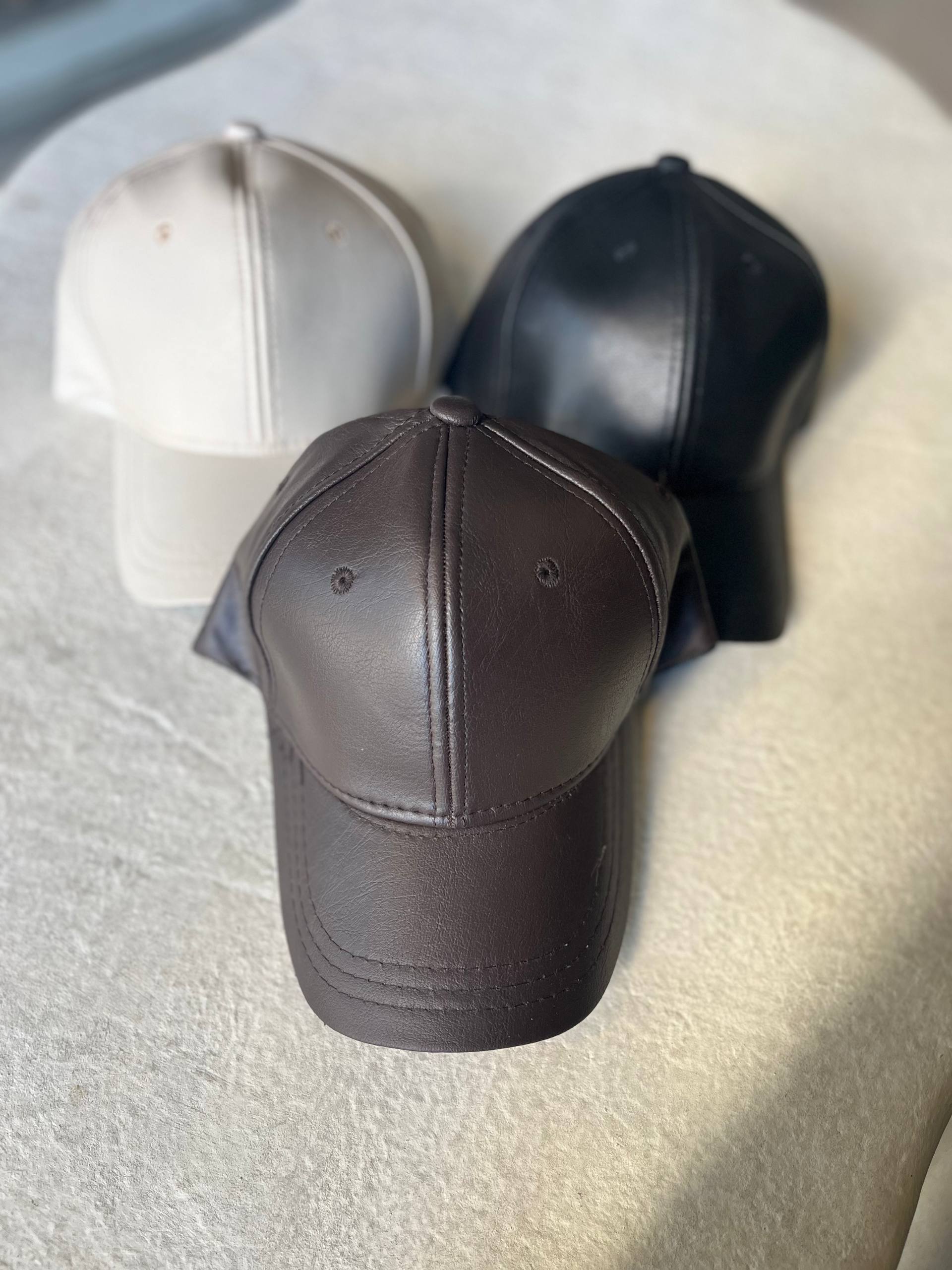 تصویر کلاه چرمی 00100 